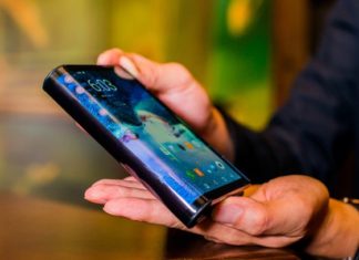 Royole Foldable phones at CES 2019 are new sensation in phone world foldable phones at ces 2018